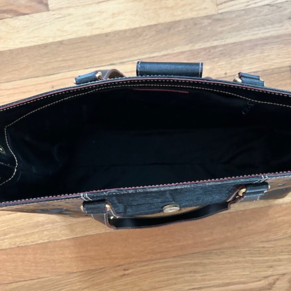 Beautiful black Acardia handbag with fur front. - Picture 10 of 10